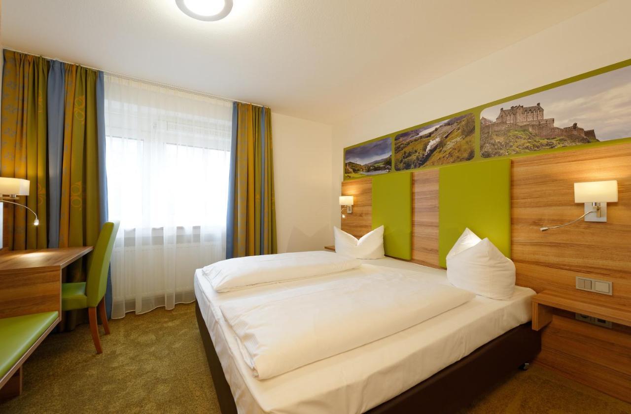 Hotel Zur Post Leipheim Exteriör bild